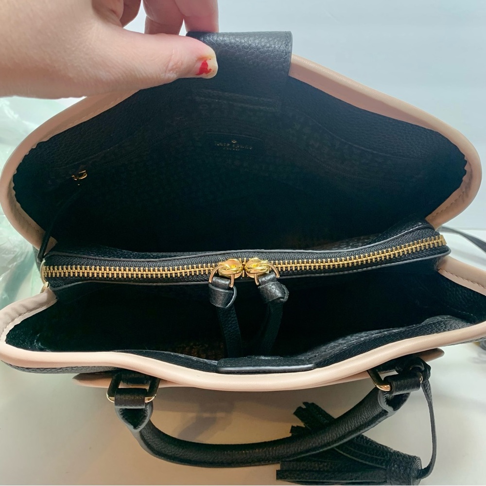 EUC. Kate Spade WARD PLACE EVANGELIE SATCHEL or crossbody. - Picture 12 of 16